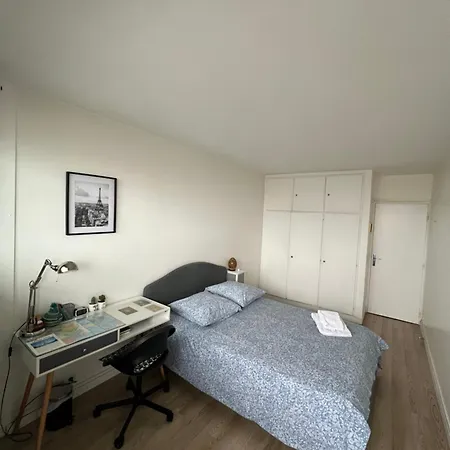 Privee Dans Vue Imprenable Sur La Tour Eiffel *