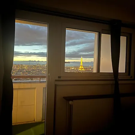 홈스테이 Privee Dans Vue Imprenable Sur La Tour Eiffel *